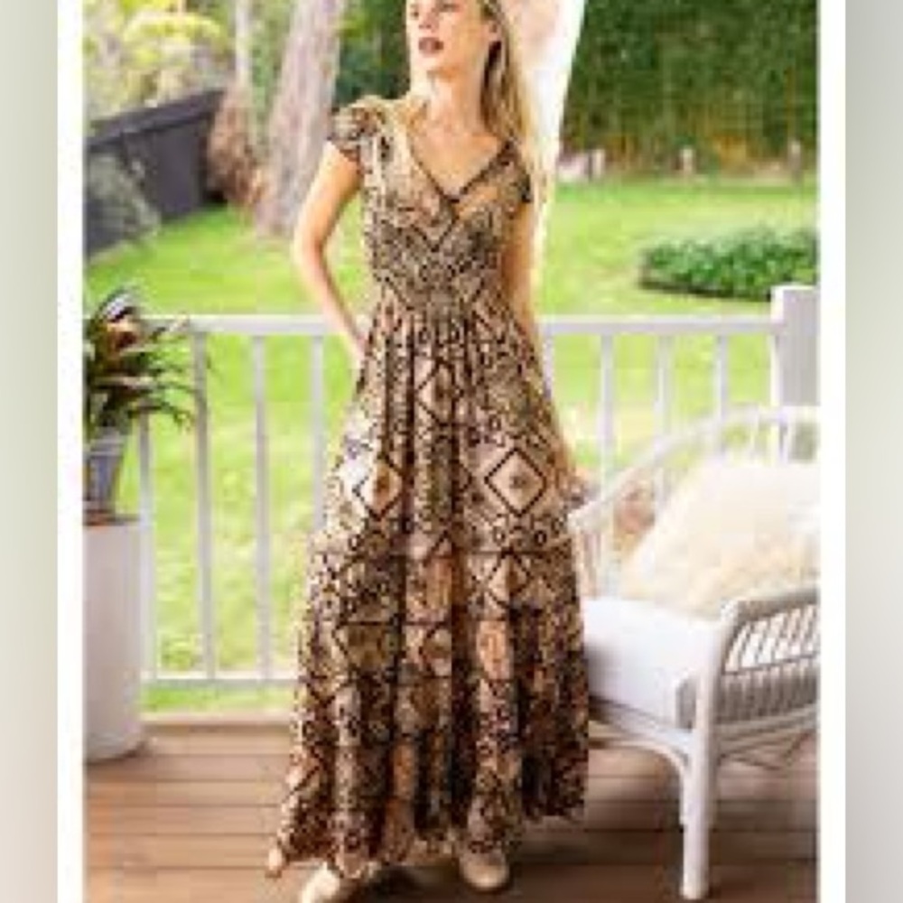 Karma Highway beautiful Bohemian Maxi Flowy Dress from great luxury boutique